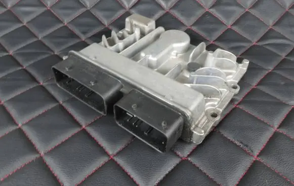 Opel Astra J Engine control unit/module 55591495 55579719