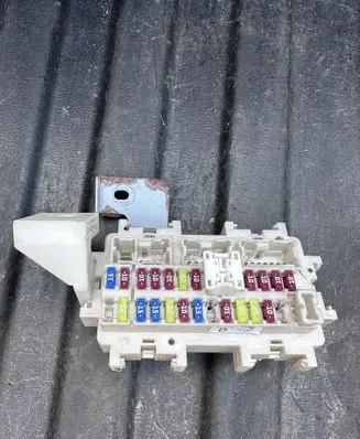 Infiniti FX Fuse module C1626 3FY0A