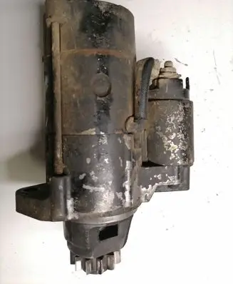 Nissan X-Trail T30 Starter motor 233008H801