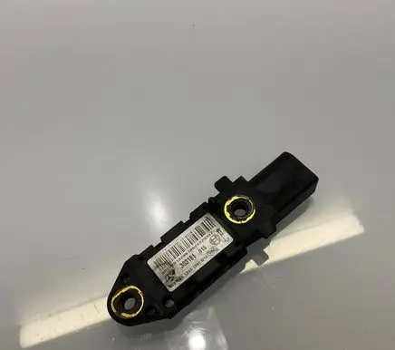 Mercedes-Benz CLS C219 Airbag deployment crash/impact sensor 0028201326 A0028201326