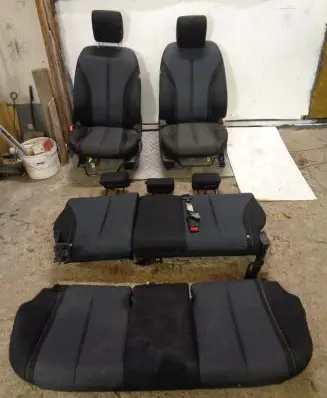 Mazda 2 Seat set 