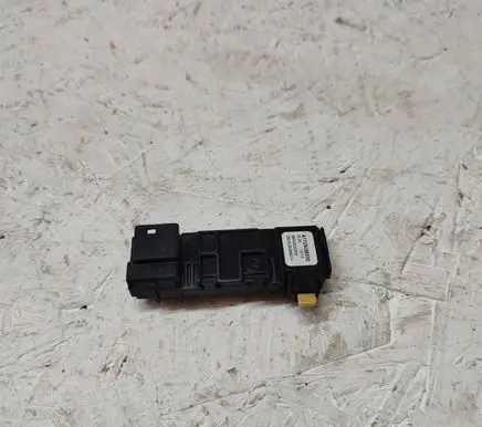 Mercedes-Benz E W212 Rain sensor A1729058200 2940X00300