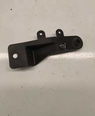 Chevrolet Camaro Radiator mount bracket 23310045