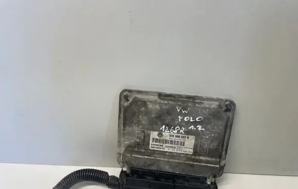 Volkswagen Polo IV 9N3 Engine control unit/module 03E906033R