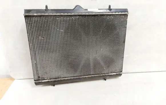 Peugeot 5008 Coolant radiator