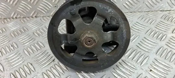 Honda CR-V Power steering pump