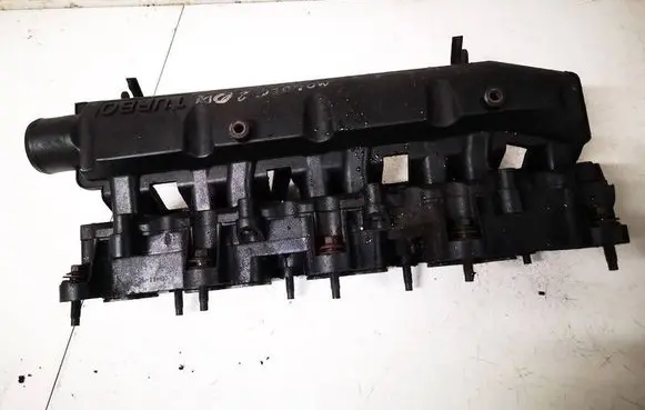 Ford Mondeo Mk III Intake manifold 1s7q9424bd
