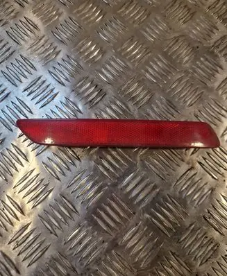 Honda CR-V Rear tail light reflector P9069