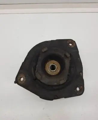 Renault Clio III Coil spring mount 8200504295