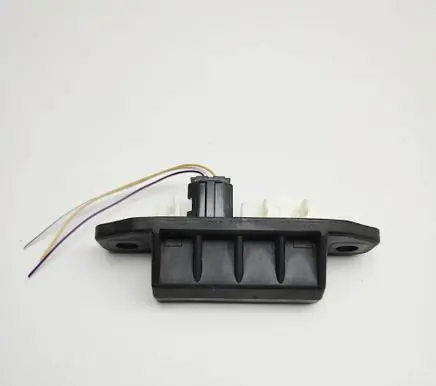 Toyota Yaris Cross Tailgate/boot open switch button 84840F4020