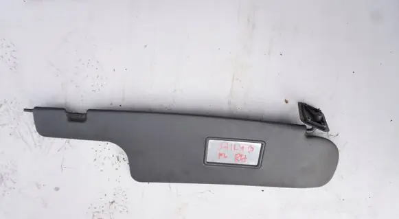 Iveco Daily 35.8 - 9 Sun visor