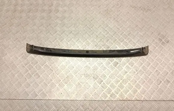 Peugeot 208 II Front bumper lip 50162485