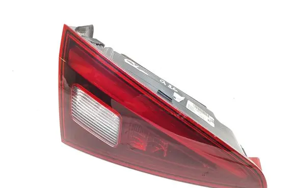 Alfa Romeo Giulia Tailgate rear/tail lights 00505523860 20700108