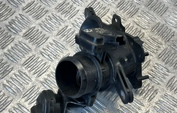 Peugeot 5008 Throttle valve 9675233680 V20007928 720120404