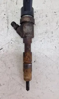 Renault Megane I Fuel injector 7700111014