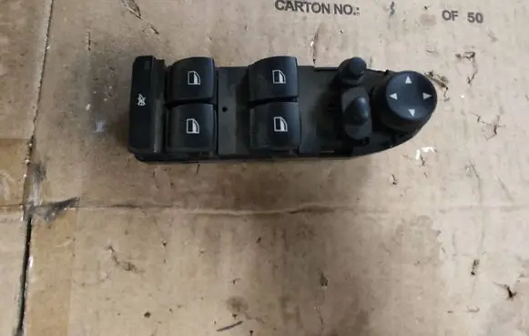 BMW X5 E70 Electric window control switch 9218044 11W20A1102 06SW07