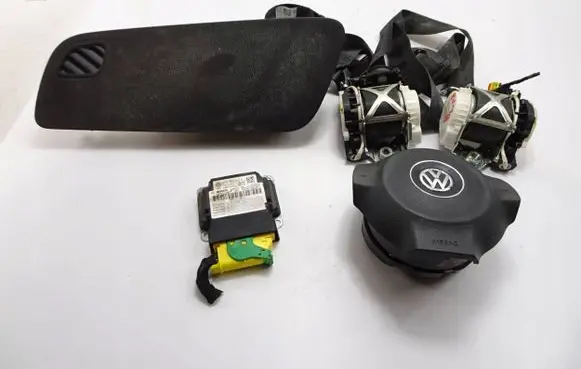 Volkswagen Polo V 6R Airbag set QWGRG