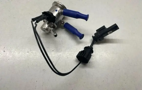 BMW X5 G05 AdBlue injector 9887955 11789887955