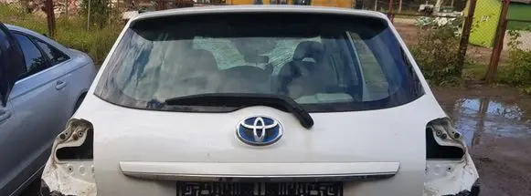 Toyota Auris 150 Tailgate/trunk/boot lid 