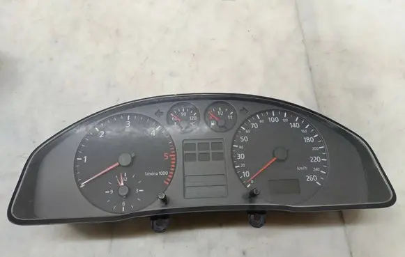 Audi A4 S4 B5 8D Speedometer (instrument cluster) 8D0919860E 110008870001