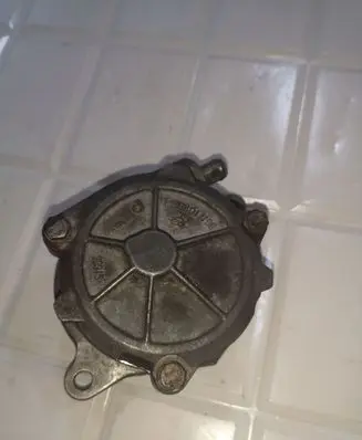 BMW 7 E38 Vacuum pump 024375 961108856