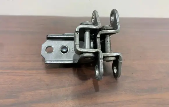Mitsubishi Outlander IV Front door hinge set 