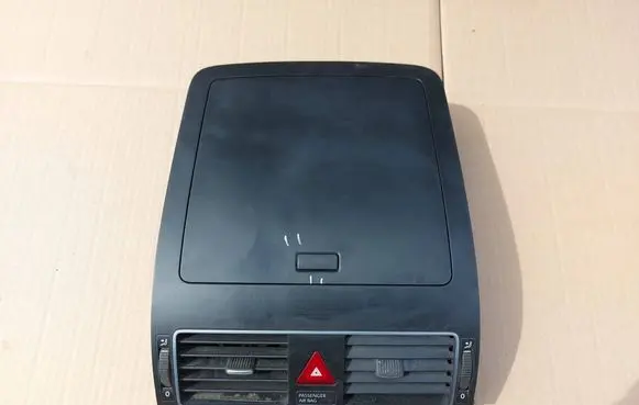 Volkswagen Touran II Dash center air vent grill 1T1819728G 1T0818728G