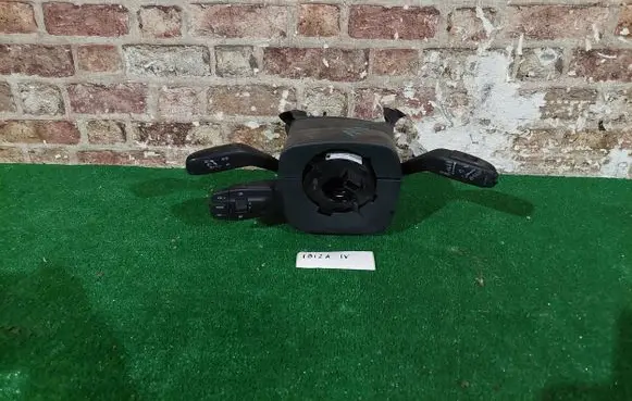 Seat Ibiza IV (6J,6P) Other switches/knobs/shifts