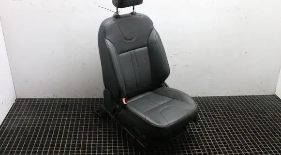 Ford Kuga II Front driver seat 