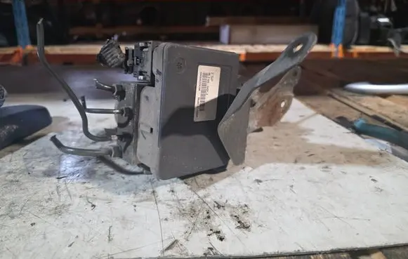 Mitsubishi Grandis ABS Pump 06210904313
