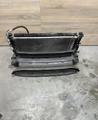 Volvo V40 Cross country Radiator set 31319166 0130308440
