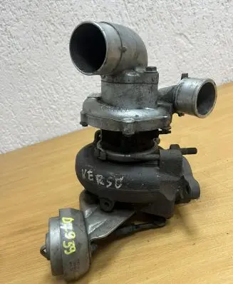 Toyota Corolla Verso E121 Turbo 172010R021 D7959