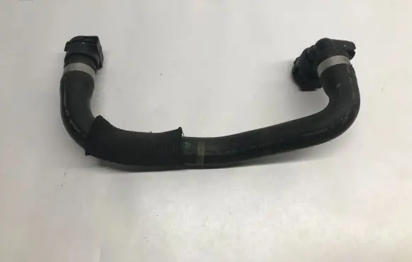 BMW 4 F32 F33 Engine coolant pipe/hose 7600554 17127600554