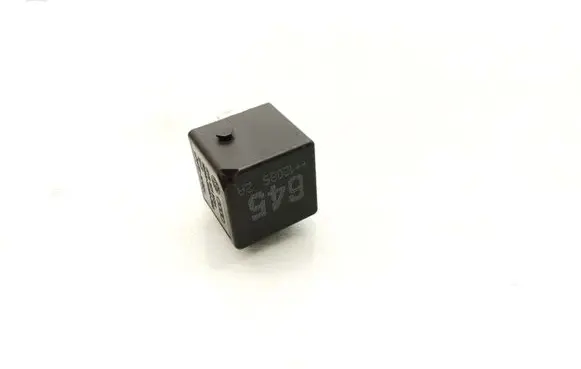 Volkswagen Golf Plus Other relay 4H0951253S