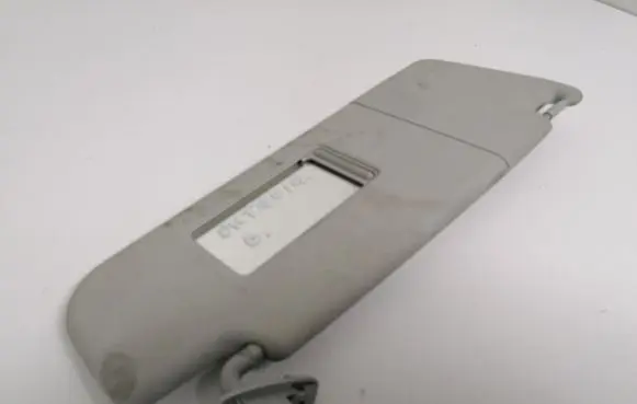 Skoda Octavia Mk2 (1Z) Sun visor 3T0857552