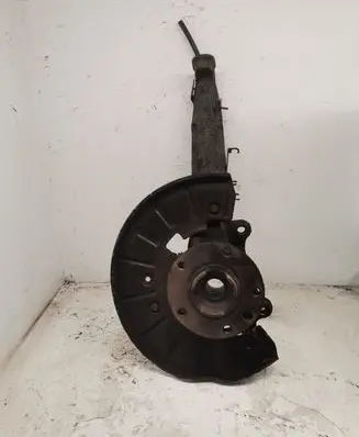 Volkswagen Touareg II Front wheel hub 7P6407246