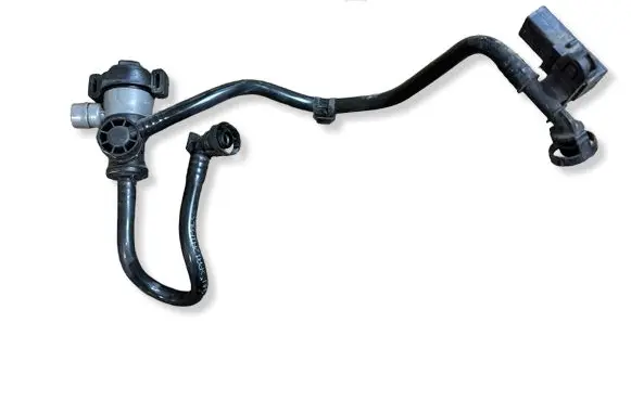 BMW 4 F32 F33 Valve vacuum 7636144