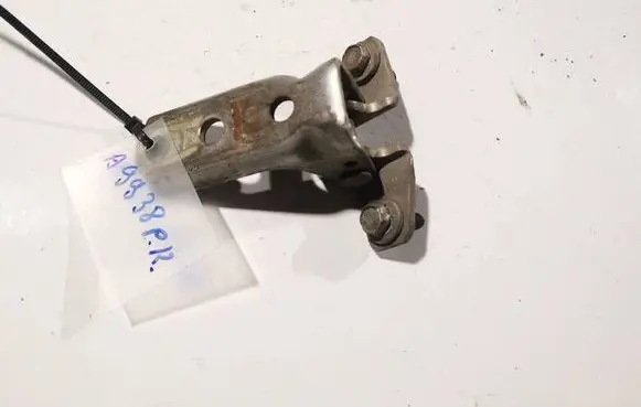 Mitsubishi Grandis Front door upper hinge 
