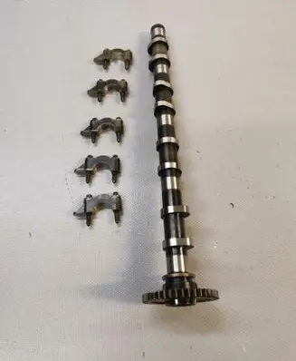 Toyota Avensis T270 Camshaft 