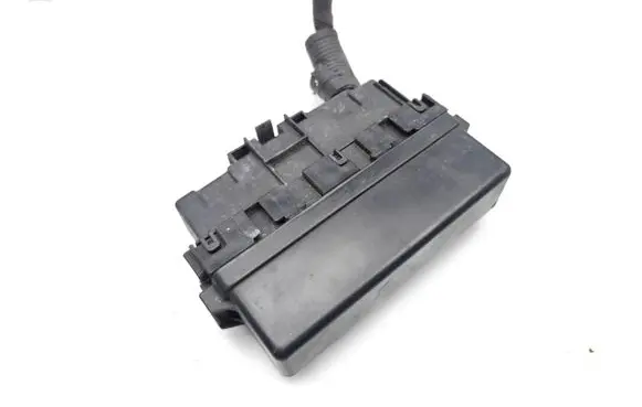 Nissan Qashqai Fuse module 243824BA2D