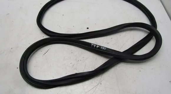 Hyundai i10 Trunk rubber seal (body) 