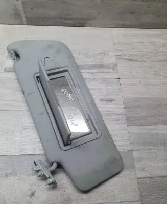 Mercedes-Benz C W204 Sun visor 120605114102