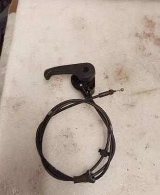 Hyundai Ioniq Engine bonnet (hood) release handle F20009A02