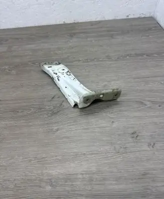 Skoda Octavia Mk3 (5E) Fender mounting bracket 5E0821141