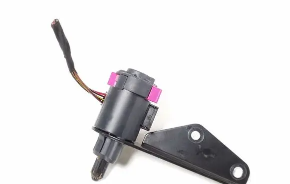 Volkswagen Phaeton Brake pedal sensor switch 4F0945459B