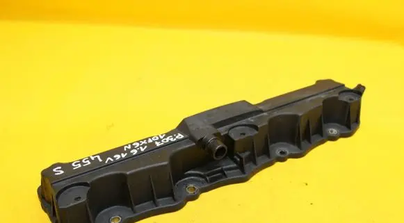 Peugeot 307 Rocker cam cover 