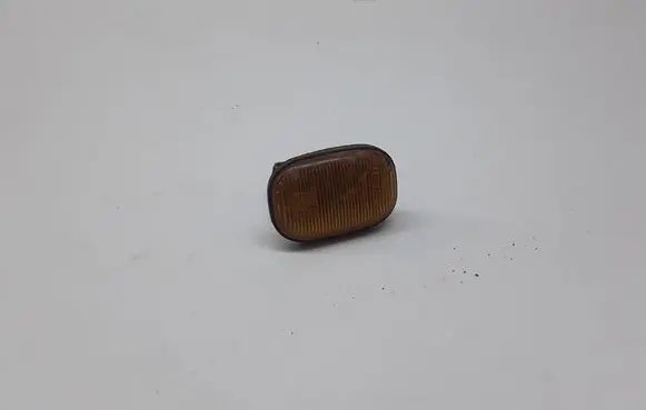 Toyota Picnic Front fender indicator light