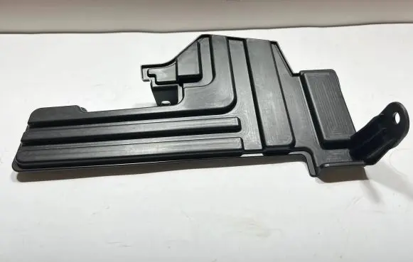 Suzuki Vitara (LY) Radiator trim 72437-54P10 72437-54P10-000