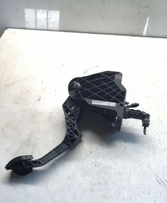 Clutch pedal