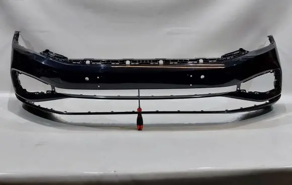Volkswagen PASSAT B8 Front bumper 3G0807221E